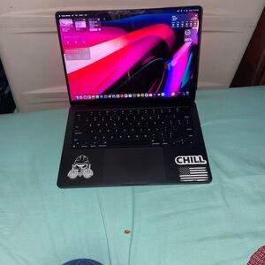 Apple MacBook Pro - Sleek Black